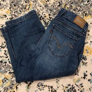 Levi's Blue Jean Capris. Size 8